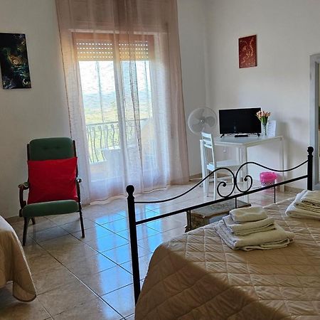 Adri'S House Hotel Monterotondo  Quarto foto