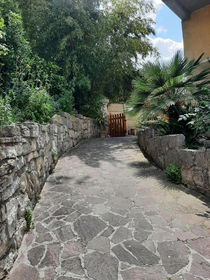 Adri'S House Hotel Monterotondo  Exterior foto